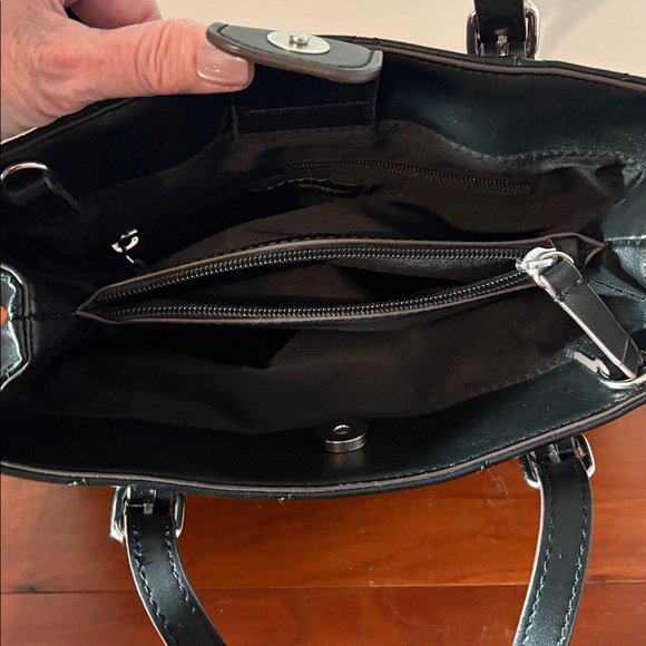 Liz Claiborne mini tote Black Quilted Hand Bag purse - Picture 9 of 9